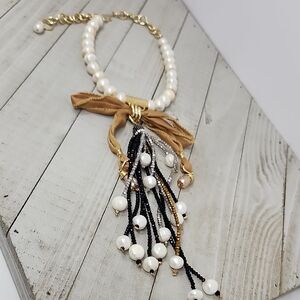 Elegant Pearl and Bead Necklace with Gold Accents